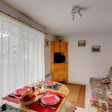 Yse 2 Apartmán Luz-Saint-Sauveur